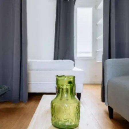Fabulous 1 Bedroom In * Paris